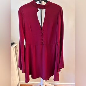 Burgundy v-neck Nordstrom/ Socialite dress, Size M, never worn
